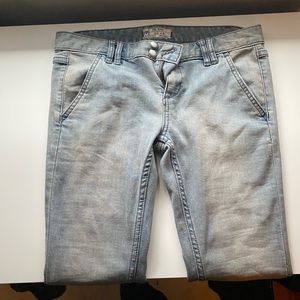They’re super cute, but just the wrong size. Barely worn, wish I could keep